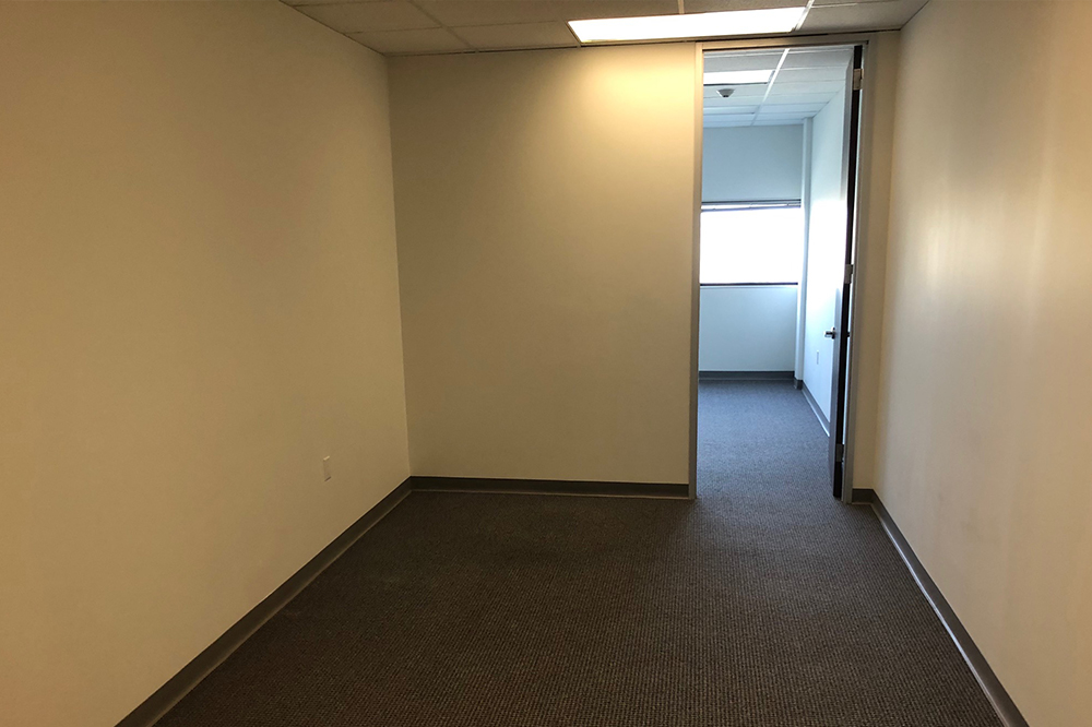10039 Bissonnet Street - 71x319.01-sm