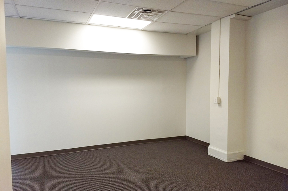 3100 East 45th Street - 86x430.01-sm