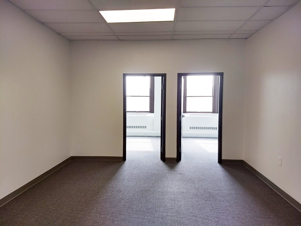 3100 East 45th Street - 86x436-sm