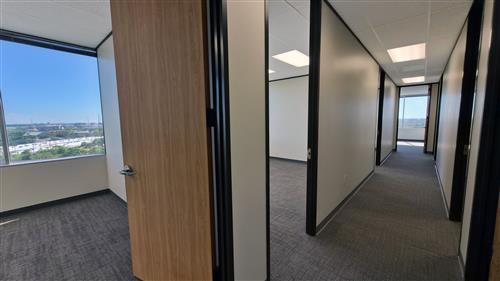 3100 East 45th Street - 86x526.01-sm