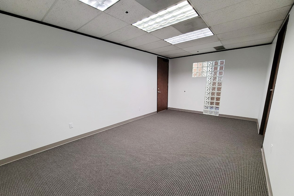14405 Walters Road - 87x600A-sm