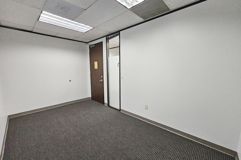 property with office space for rent at 936, 14405 Walters Road, Houston, TX 77014, USA