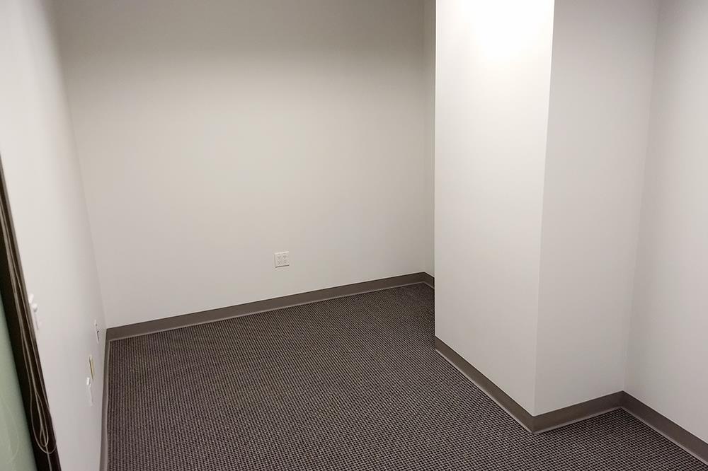 property with office space for rent at 940, 14405 Walters Road, Houston, TX 77014, USA