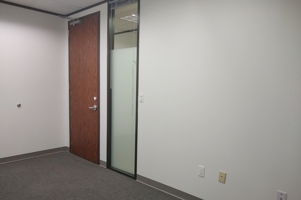 property with office space for rent at 940, 14405 Walters Road, Houston, TX 77014, USA
