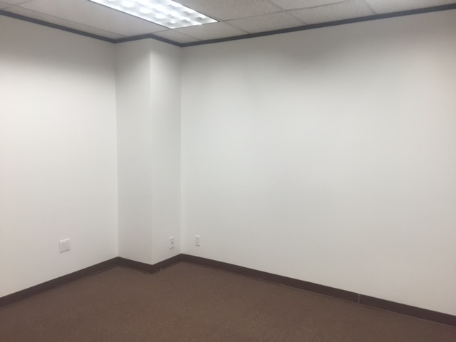 property with office space for rent at 946, 14405 Walters Road, Houston, TX 77014, USA