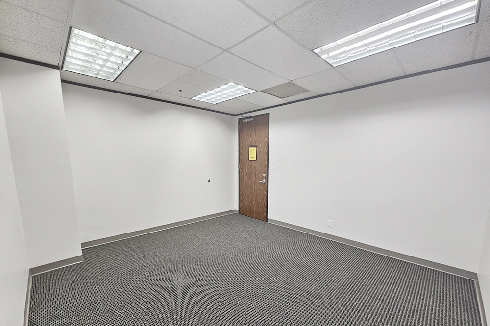 property with office space for rent at 948, 14405 Walters Road, Houston, TX 77014, USA