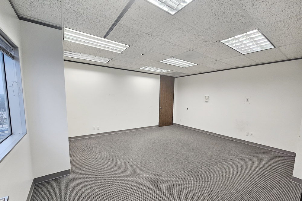 14405 Walters Road - 87x949-sm