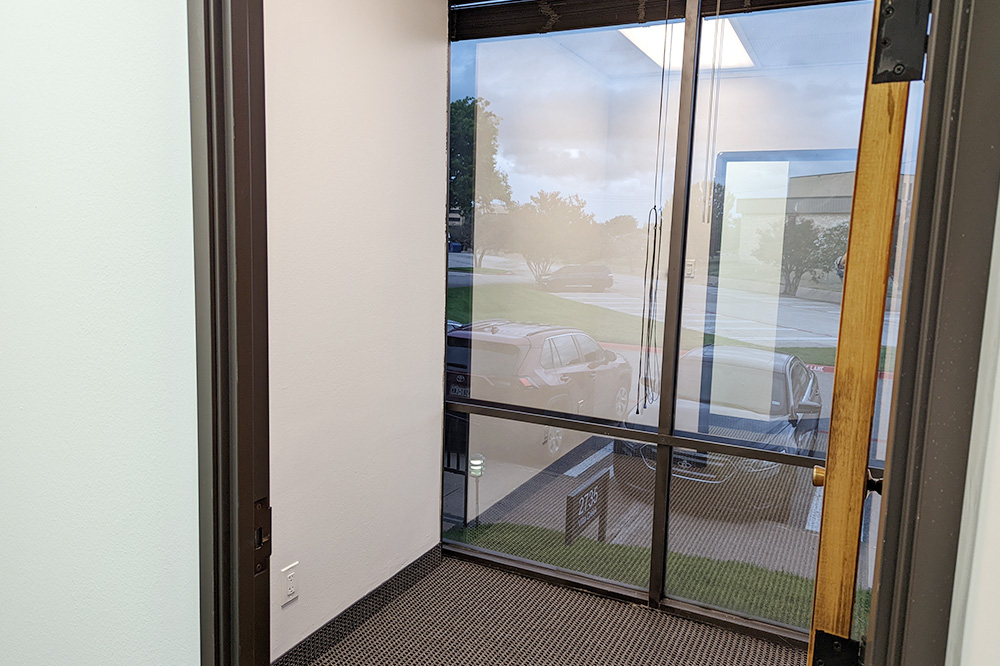 2735-2775 Villa Creek Dr - 90xA-145-sm