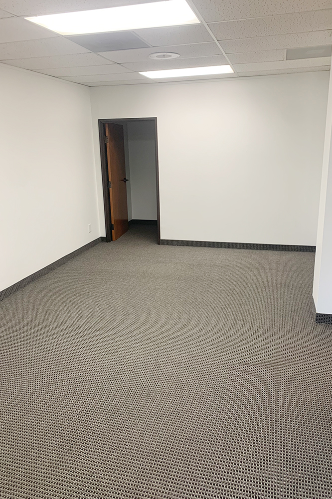 2735-2775 Villa Creek Dr - 90xA-152-sm