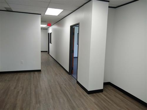 2735-2775 Villa Creek Dr - 90xA-180-sm