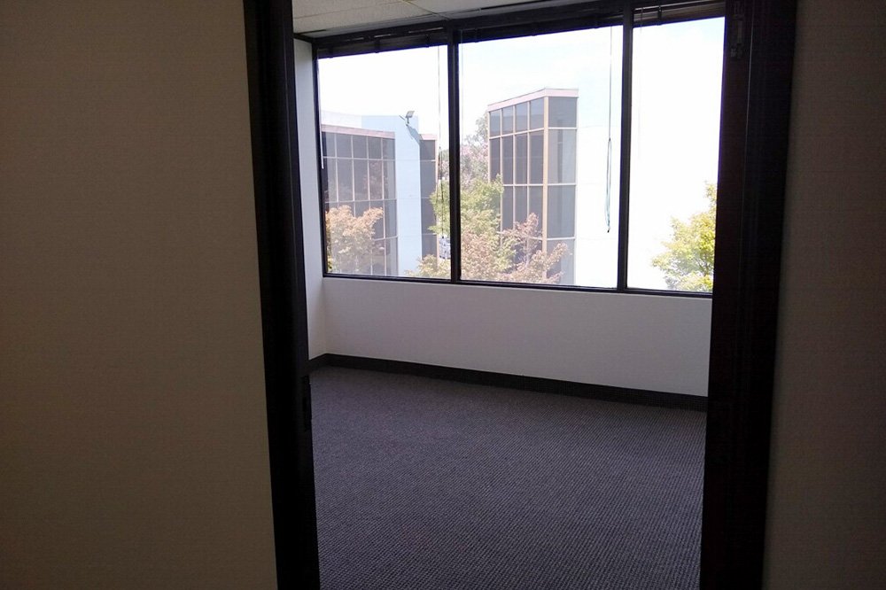 2735-2775 Villa Creek Dr - 90xA-255-sm