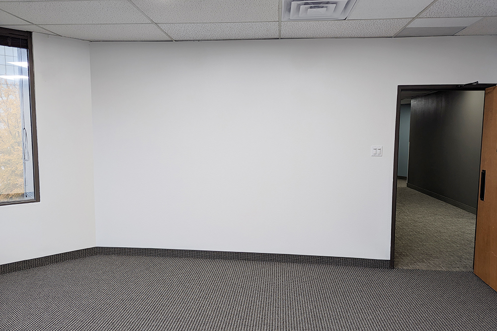 2735-2775 Villa Creek Dr - 90xA-266-sm