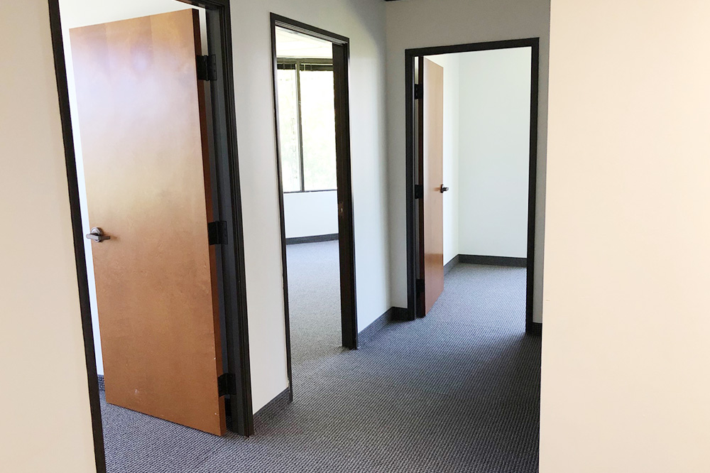 2735-2775 Villa Creek Dr - 90xA-286-sm