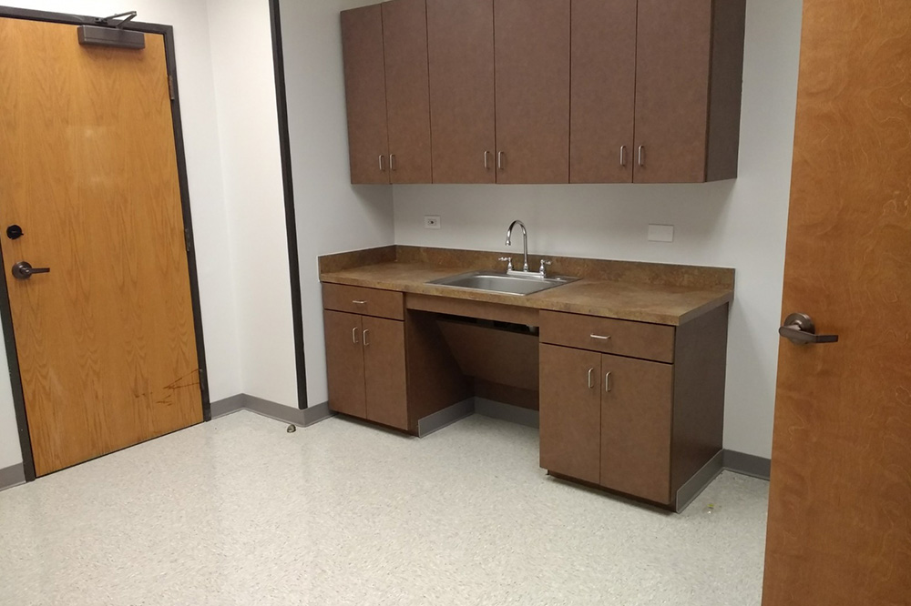 2735-2775 Villa Creek Dr - 90xA-294-sm