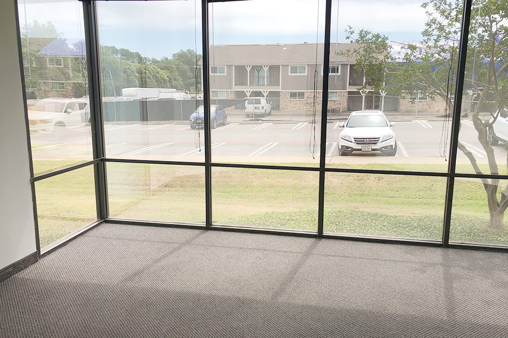 2735-2775 Villa Creek Dr - 90xB-125-sm