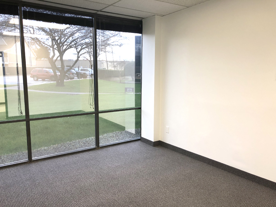 2735-2775 Villa Creek Dr - 90xB-128-sm