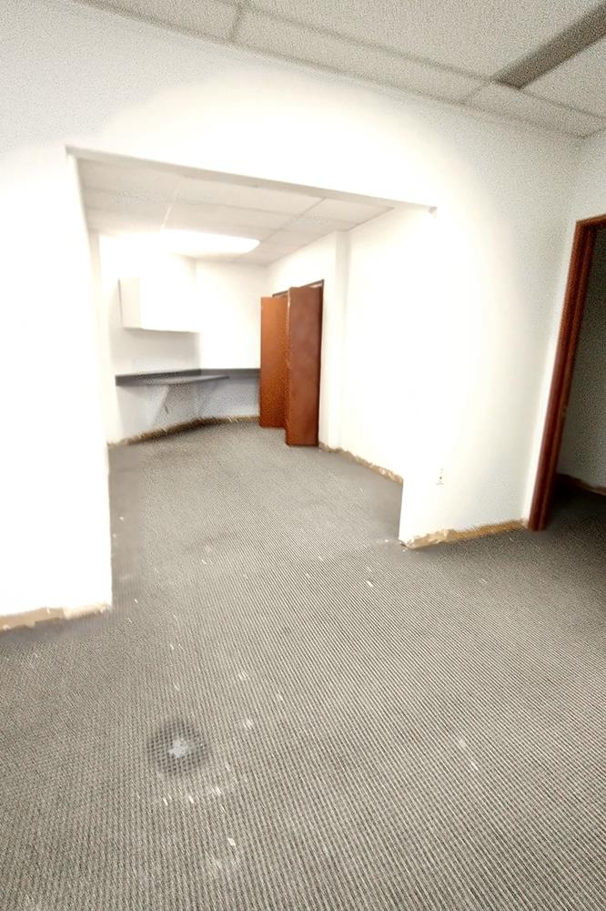 2735-2775 Villa Creek Dr - 90xB-220-sm