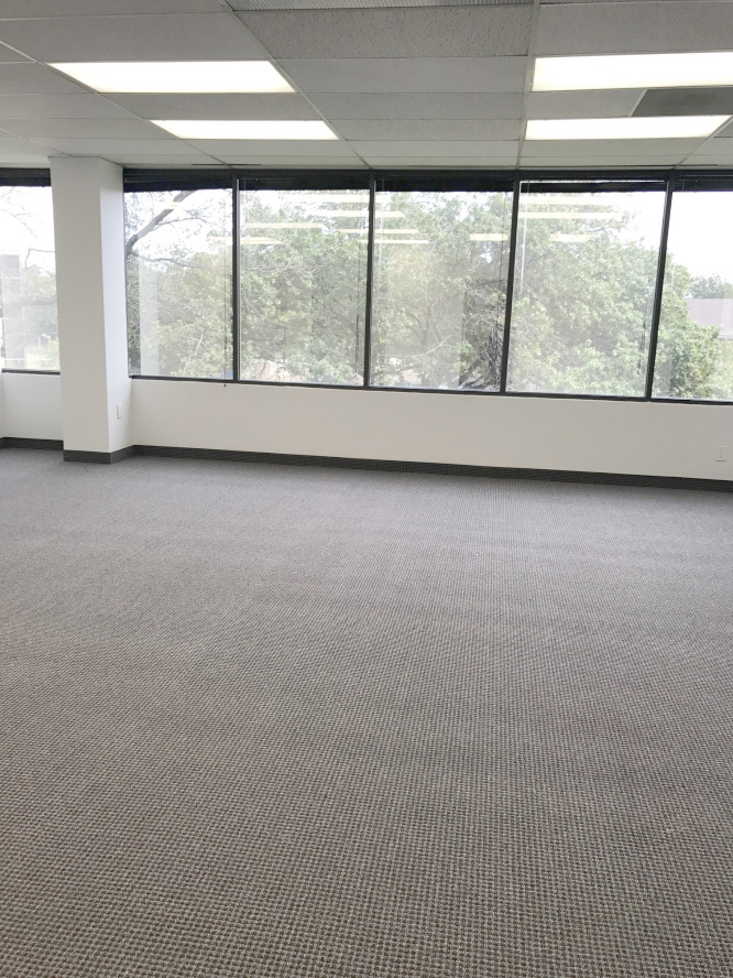 2735-2775 Villa Creek Dr - 90xB-260-sm