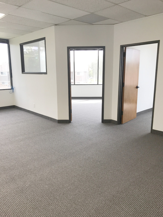 2735-2775 Villa Creek Dr - 90xB-260-sm