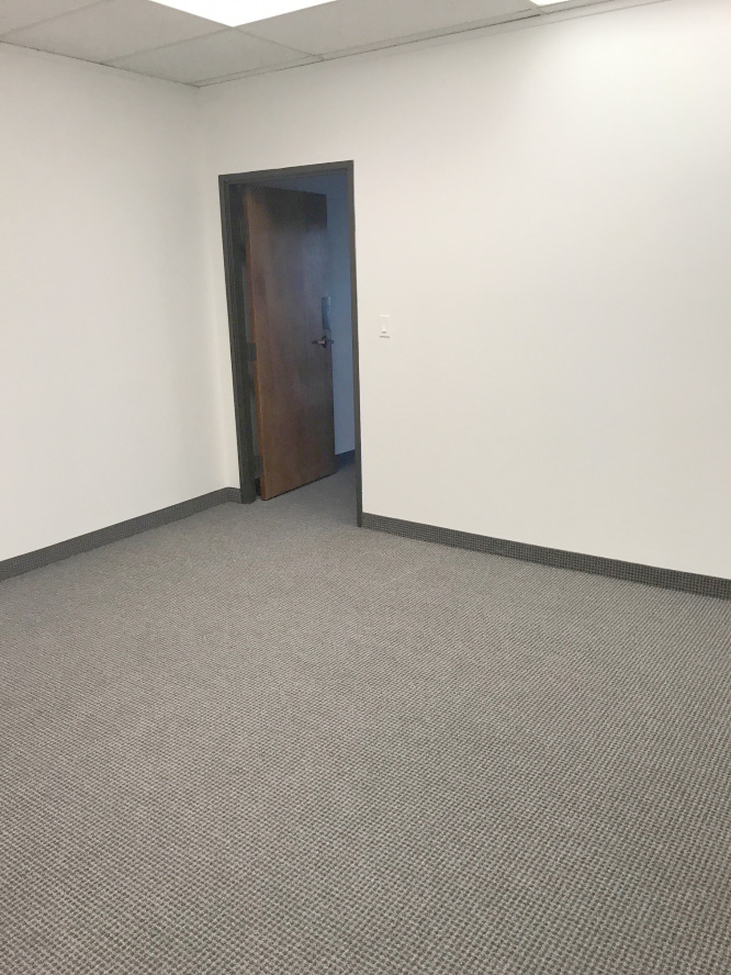 2735-2775 Villa Creek Dr - 90xB-272-sm