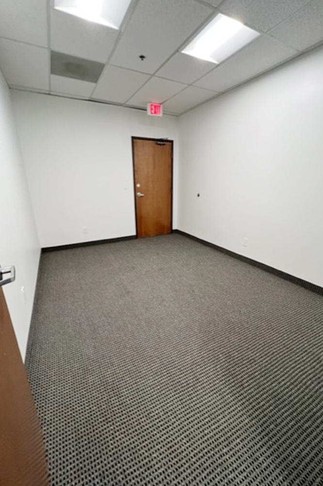 2-UIS353x95.jpg
