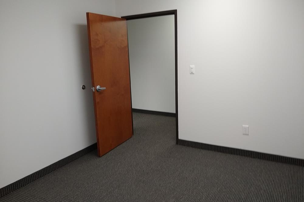 10-UIS362x95.jpg
