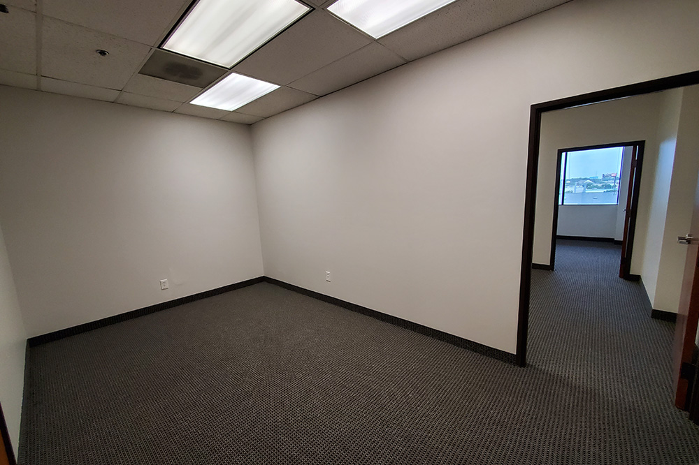 5-UIW308x95.jpg