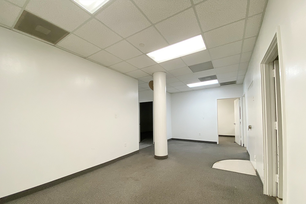 4200 South Fwy (Mall) - 98x1815-sm