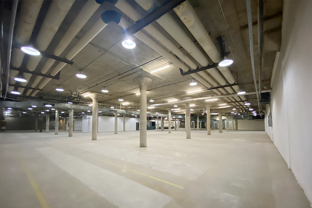 4200 South Fwy (Mall) - 98x1945-sm