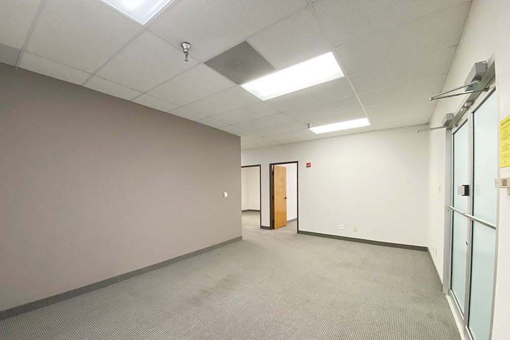 4200 South Fwy (Mall) - 98x2200-sm