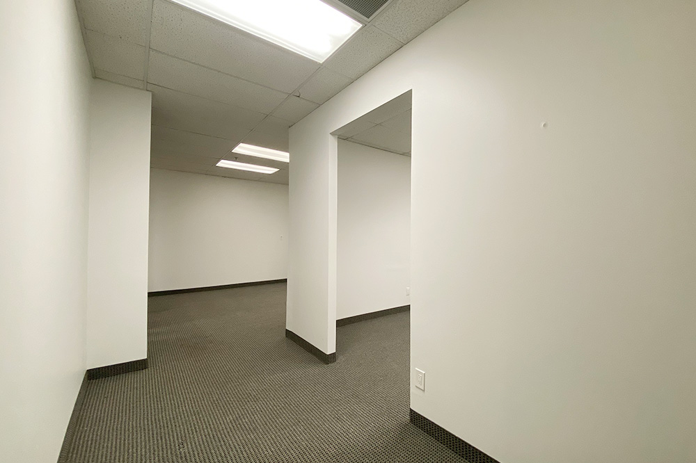 4200 South Fwy (Mall) - 98x2510-sm