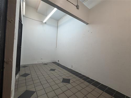 4200 South Fwy (Mall) - 98x939-sm
