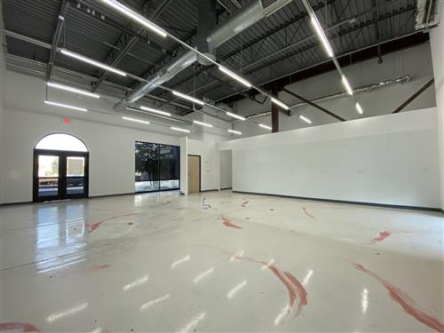 4200 South Fwy (Mall) - 98xPAD7-17-sm