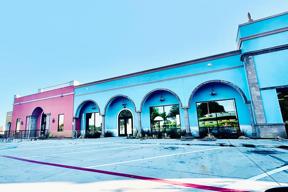 4200 South Fwy (Mall) - 98xPAD7-72-sm