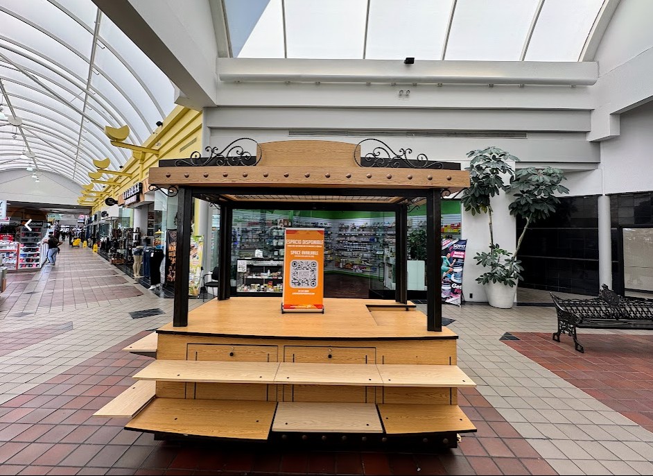 4200 South Fwy (Mall) - 98xRMU3-sm