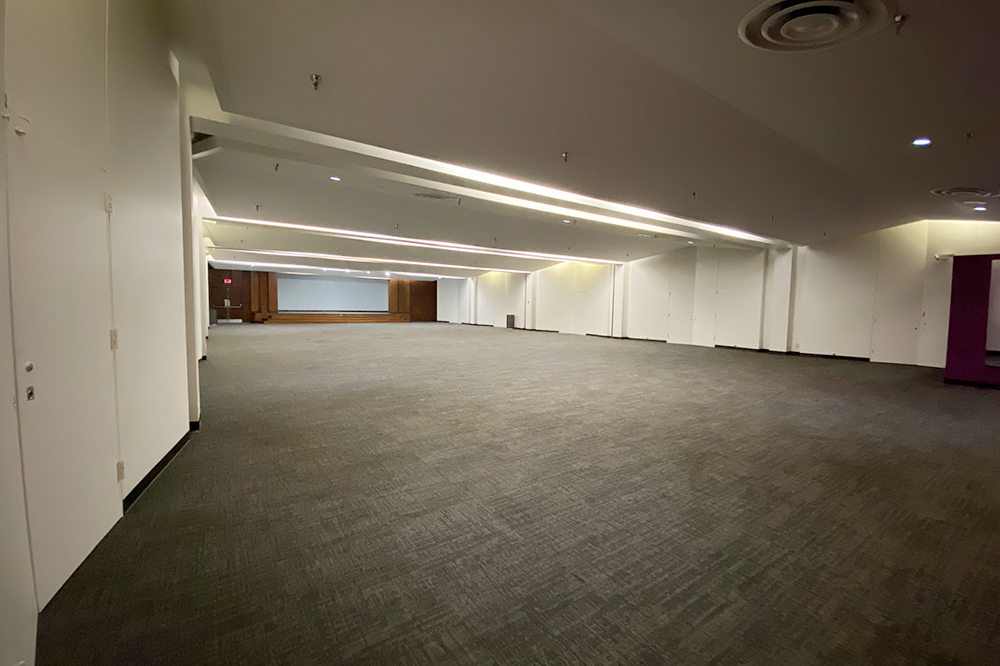 4200 South Fwy (Mall) - 98xTown Hall-sm