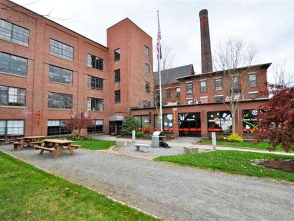 property with office space for rent at 73 Pickering Road, Rochester, NH 03839, USA