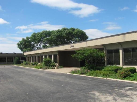 property with office space for rent at 1400 S. Wolf Rd., Wheeling, IL 60090, USA
