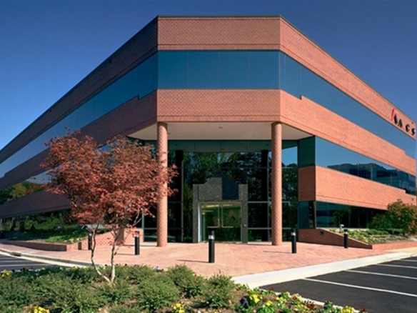 property with office space for rent at 5290 Shawnee Rd., Alexandria, VA 22312, USA