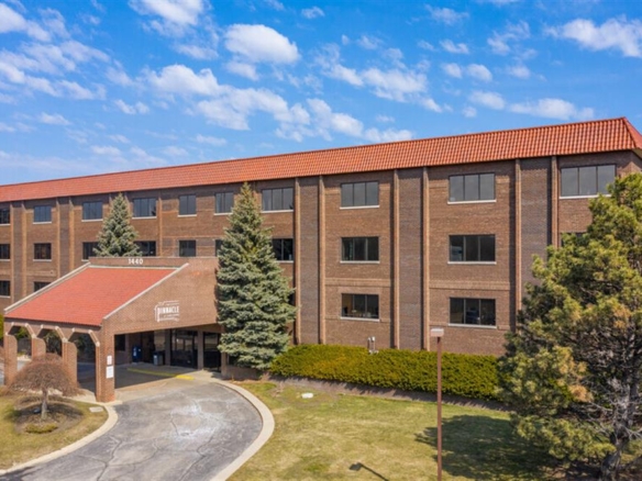 property with office space for rent at 1440 Renaissance Drive, Park Ridge, IL 60068, USA