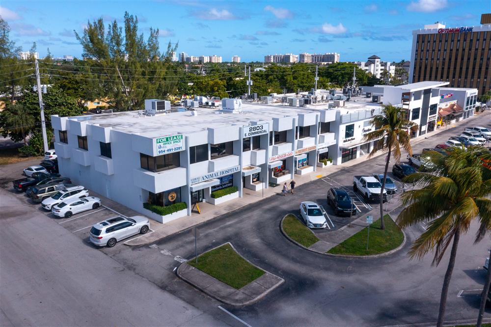 property with office space for rent at 2803 E Commercial Blvd., Fort Lauderdale, FL 33308, USA