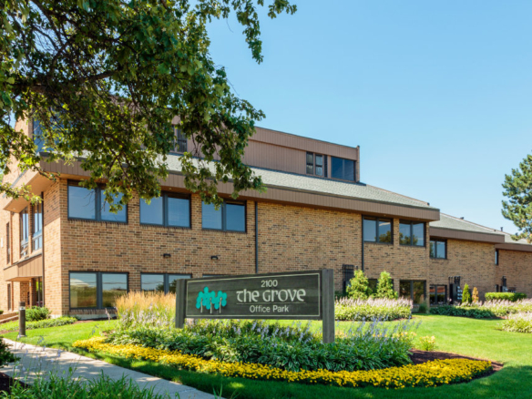 property with office space for rent at 2100 Manchester, Wheaton, IL 60187, USA