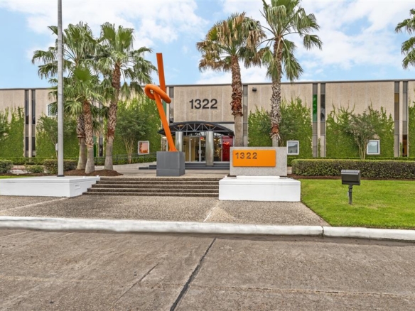property with office space for rent at 1322 Space Park Drive, Houston, TX 77058, USA
