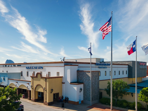 property with office space for rent at 4200 South Fwy Mall, Fort Worth, TX 76115, USA