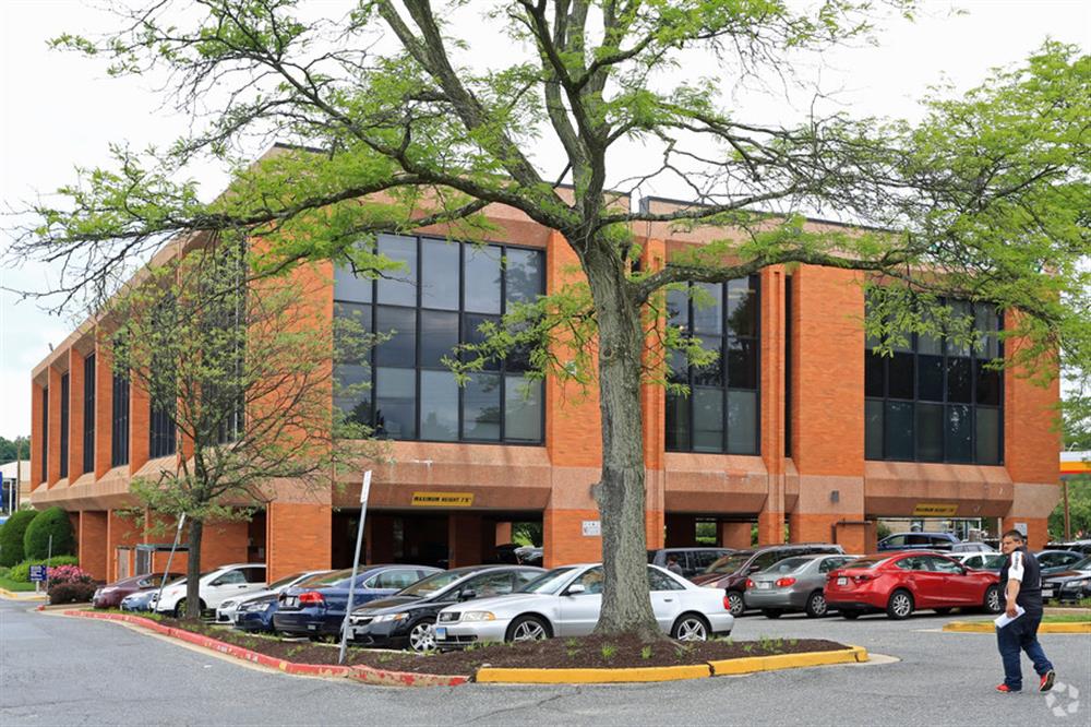 property with office space for rent at 13975 Connecticut Ave., Silver Spring, MD 20906, USA