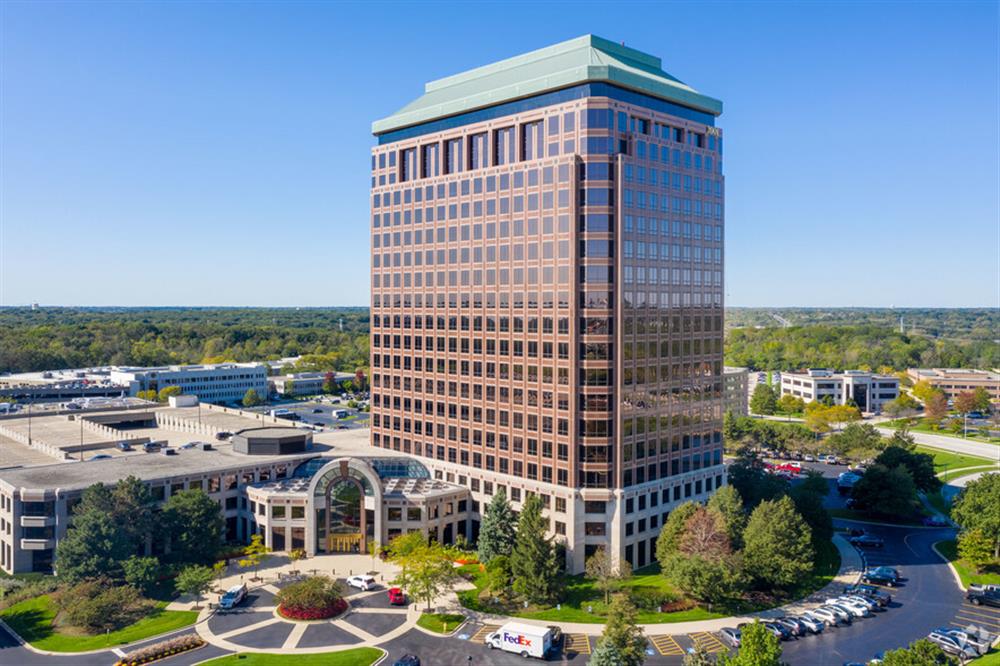 property with office space for rent at 2001 Butterfield Rd, Esplanade I, Downers Grove, IL 60515, USA
