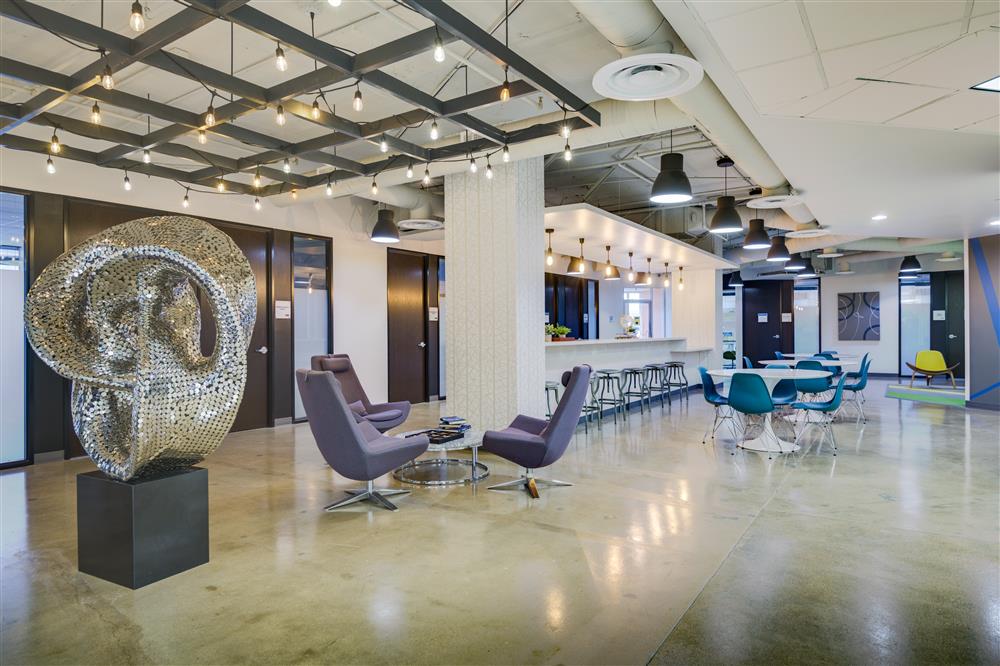 property with office space for rent at 4425 W Airport Freeway, Irving, TX 75062, USA